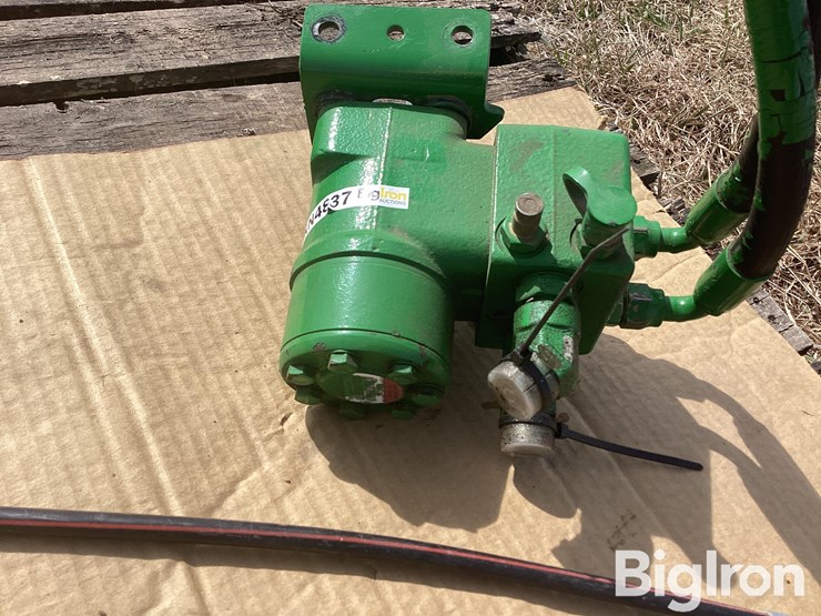 john-deere-8110-image-13