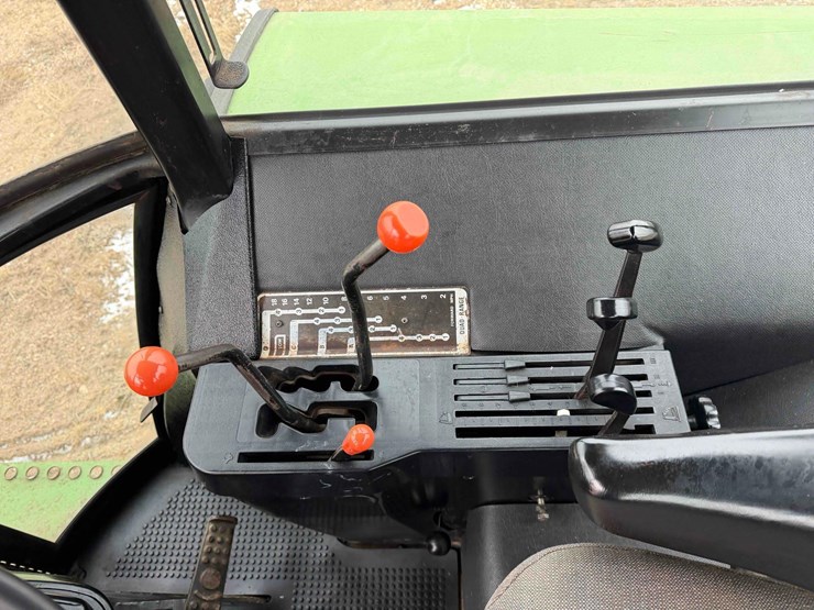 1975-john-deere-4230-image-31