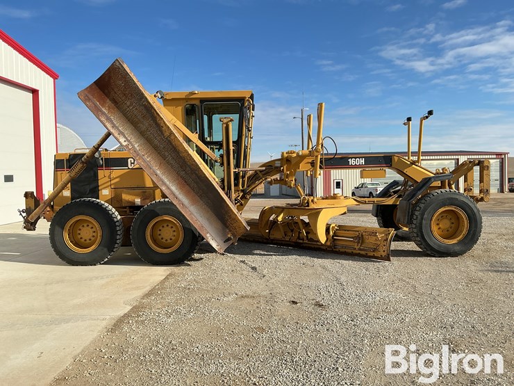 1998-caterpillar-160h-image-4