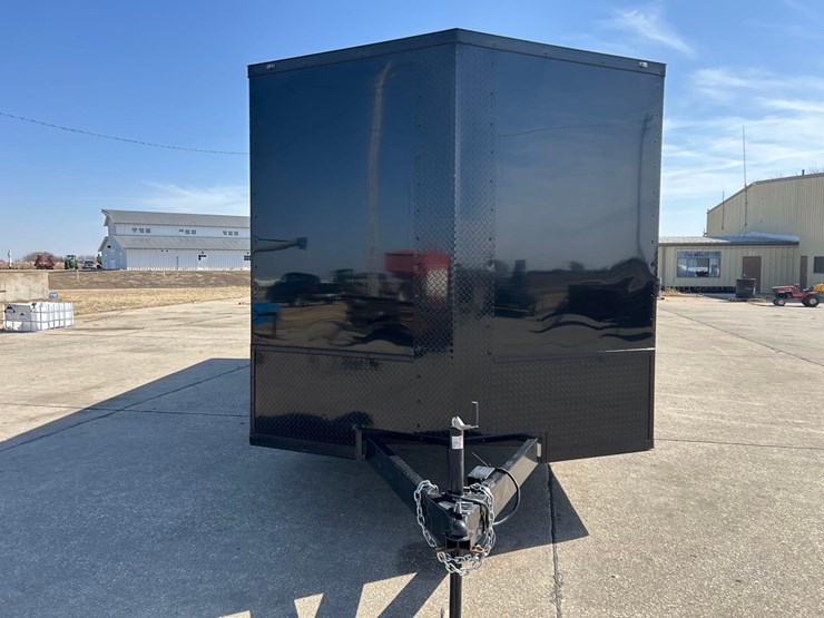 like-new--2025-steel-pines-cargo-llc-8-1/2ft-x-24ft-bumper-hitch-enclosed-trailer--1-owner-image-2