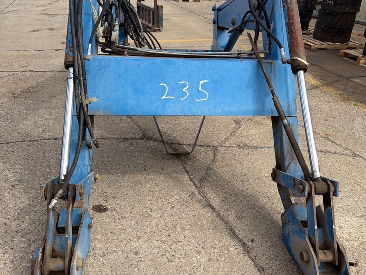 new-holland-7514-image-10