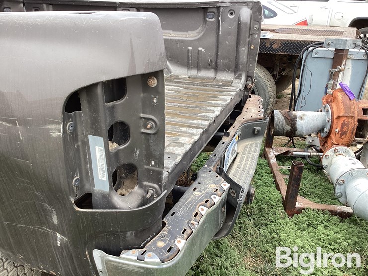 2012-chevrolet-2500-image-18