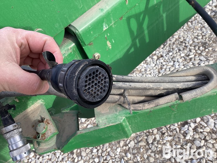 1996-john-deere-7200-image-11