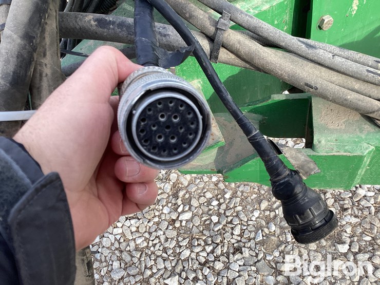 1996-john-deere-7200-image-12