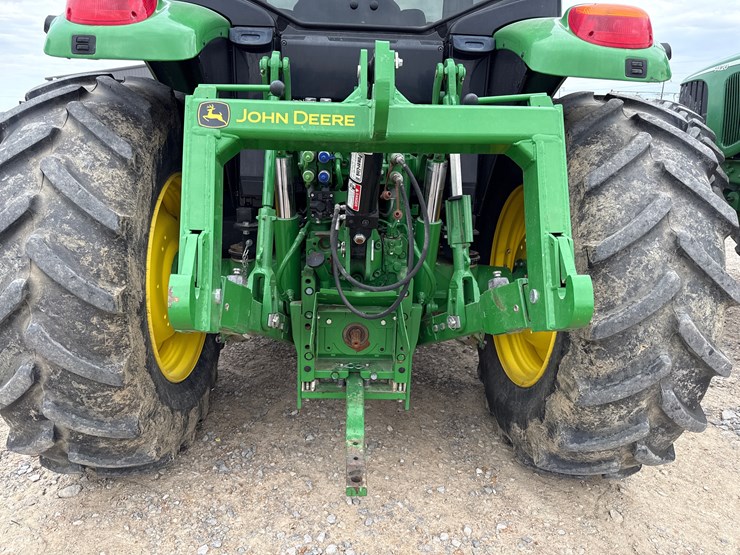 2023-john-deere-6120m-image-7