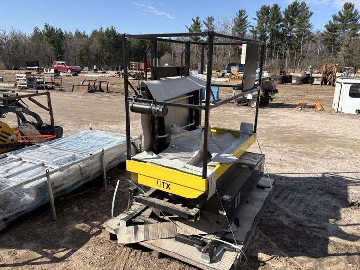 utx-scissor-lift-for-utvs-image-4