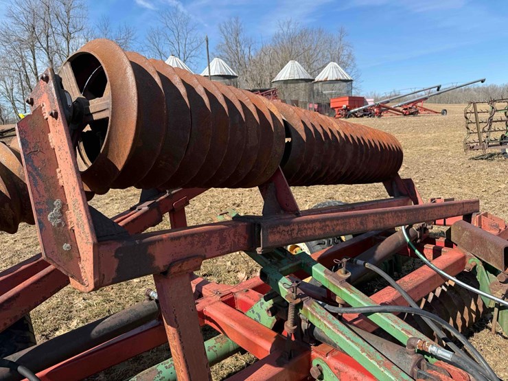 brillion-x-fold-28’-packer-image-9