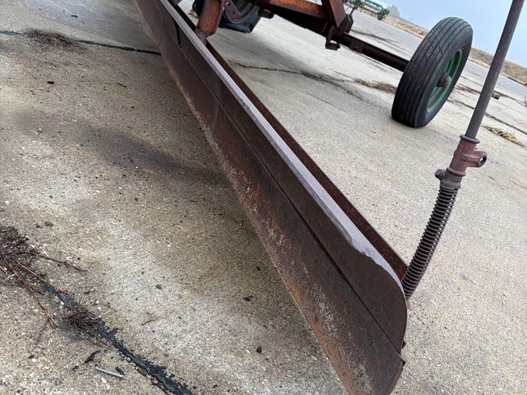 northfield-iron-company-#33-14ft-pull-type-road-grader-image-10