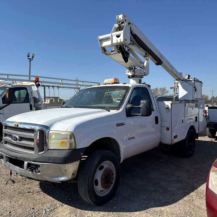 2007 FORD F550