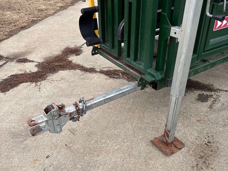 arrowquip-q-catch-86-series-chute-w/-sweep-tub-image-14