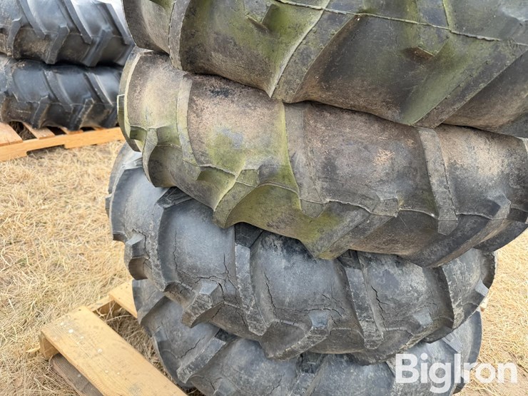 11.2-24-pivot-tires-&-rims-image-10