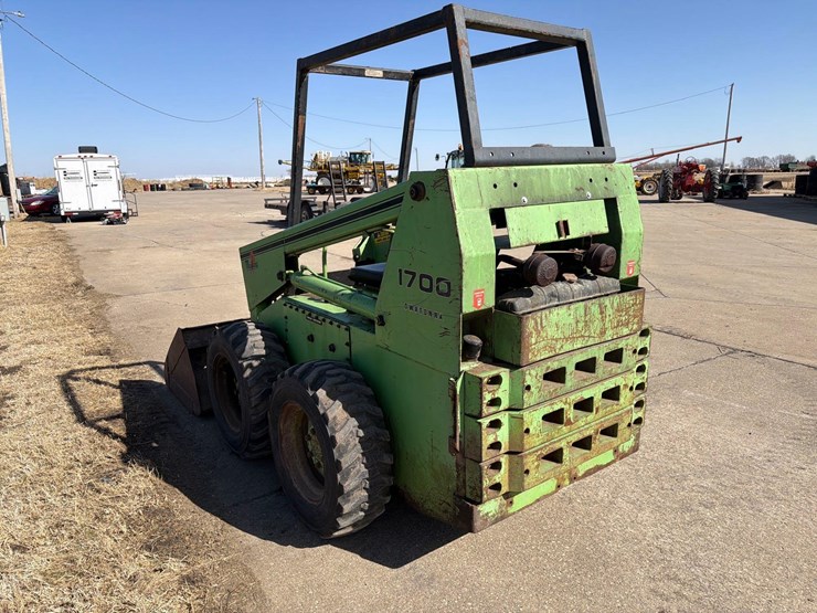 mustang-1700-image-3