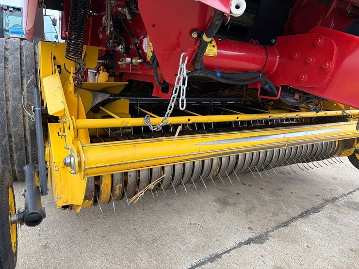 2018-new-holland-roll-belt-560-image-19