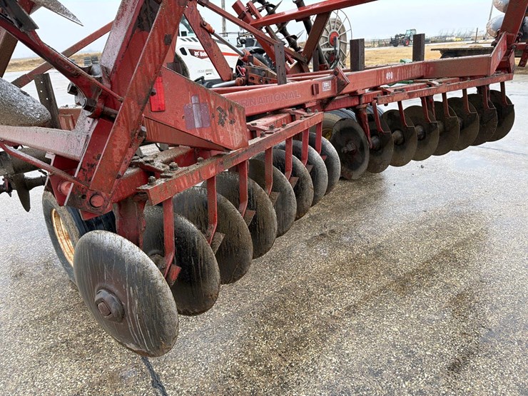 international-490-image-6