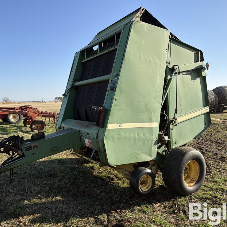 JOHN DEERE 530