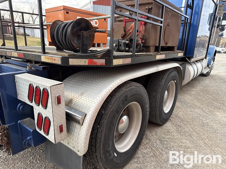 2003-international-9900i-image-17