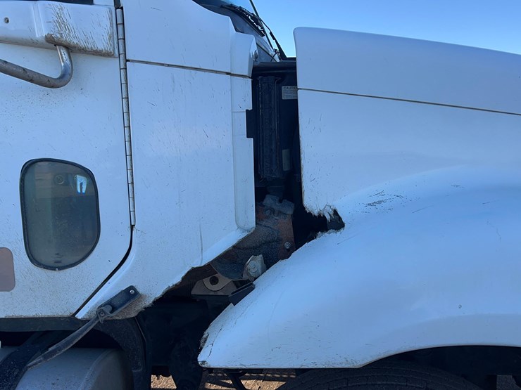 2004-caterpillar-c12-image-12