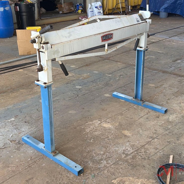 48"BAILEIGH INDUSTRIAL METAL BREAK