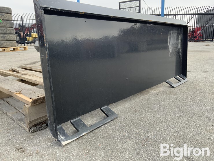 2025-massey-ferguson-730-image-10