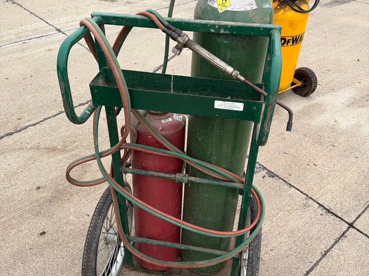 torch-w/-cart-image-4