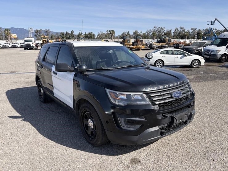 2017-ford-explorer-police-interceptor-image-2