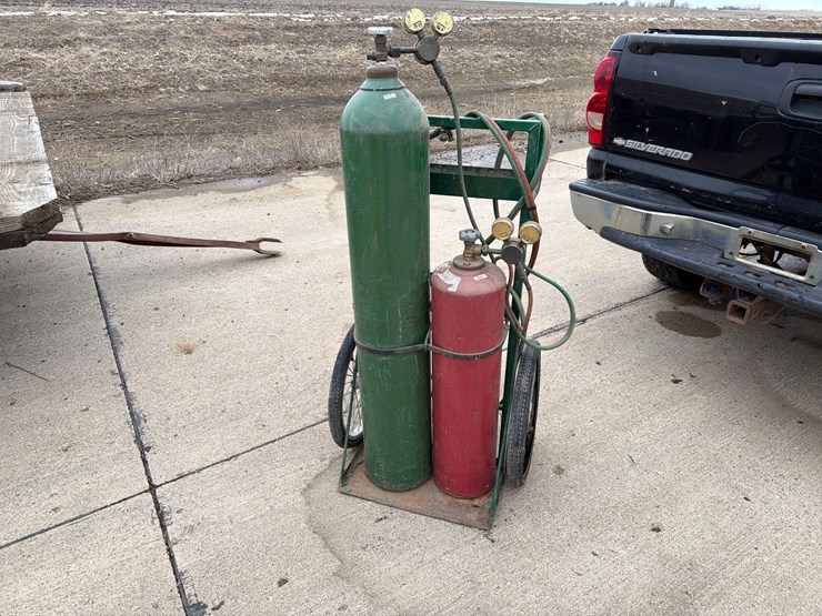 torch-w/-cart-image-1