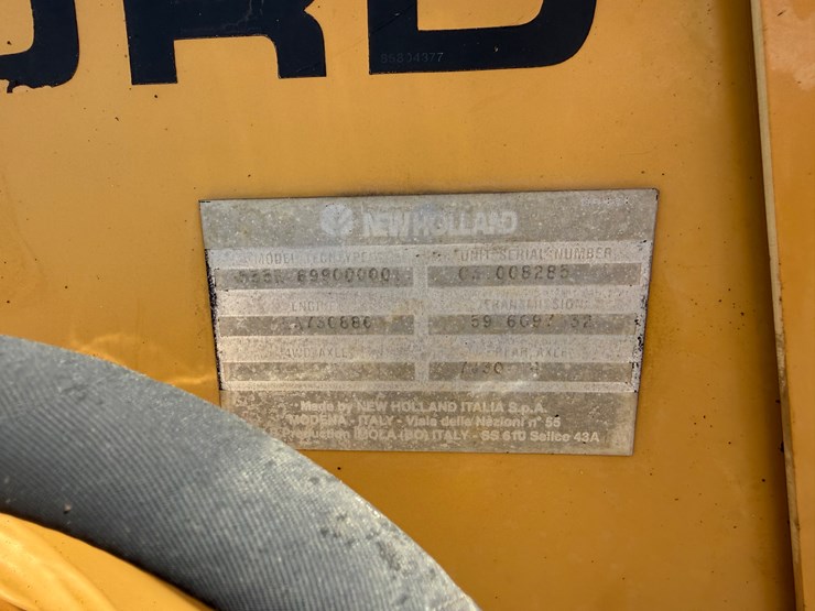 new-holland-555e-image-34