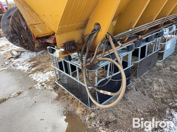 monroe-south-dakota-v-box-spreader/sander-image-9