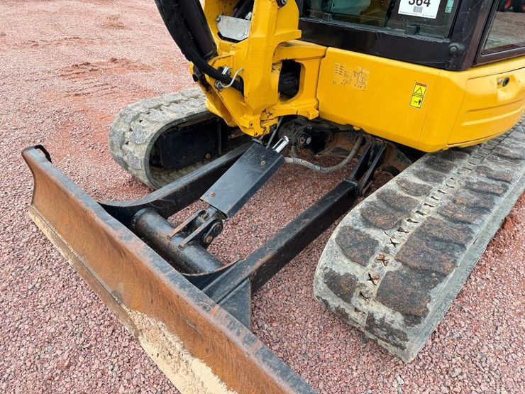 caterpillar-305e2-cr-image-24