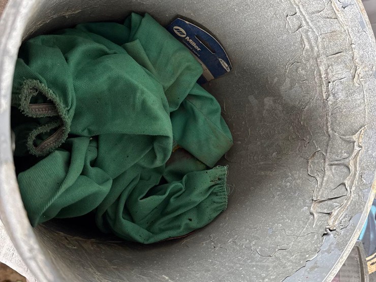 1-lot-of-welding-supply-image-3