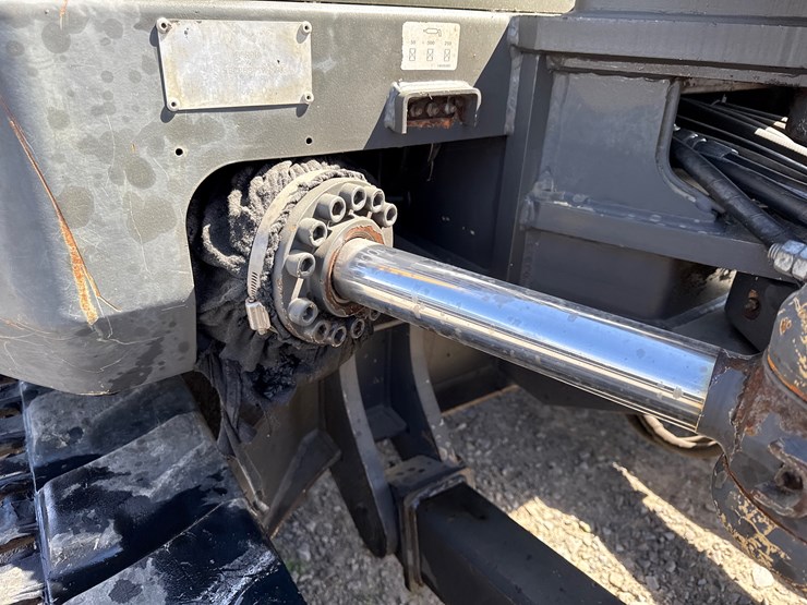 volvo-ecr88-image-22