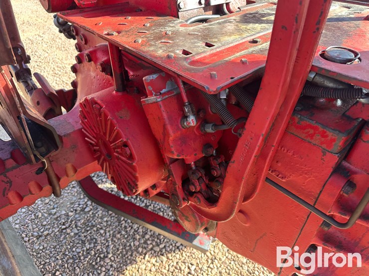 1966-international-706-image-13