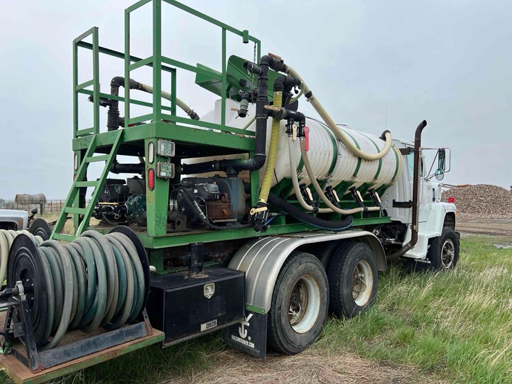 1995-ford-l8000-image-5