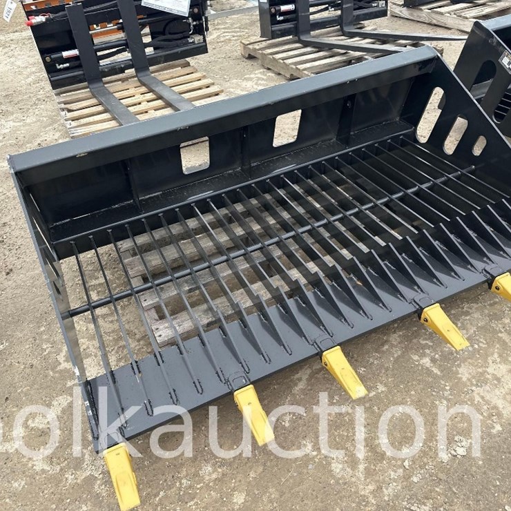 SLIDING LOADER ROCK SCREENING SHOVEL - 67"