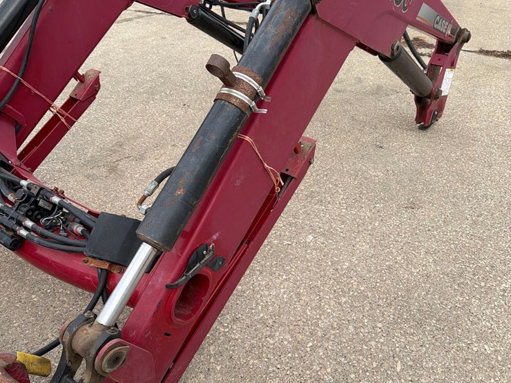 case-ih-l750-image-5