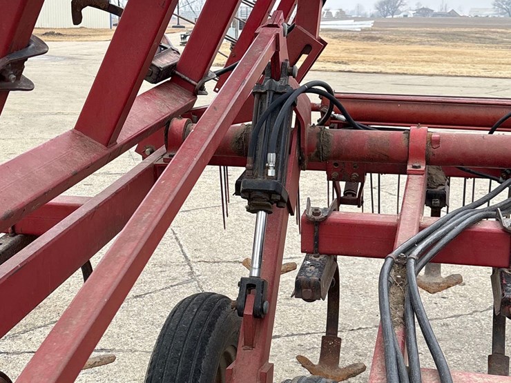 case-ih-4600-image-39