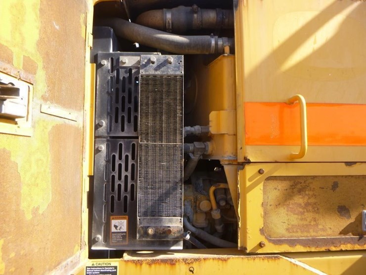 2008-deere-772d-image-47