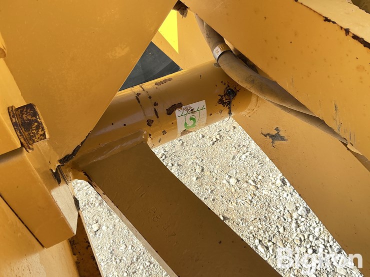 1998-caterpillar-160h-image-14