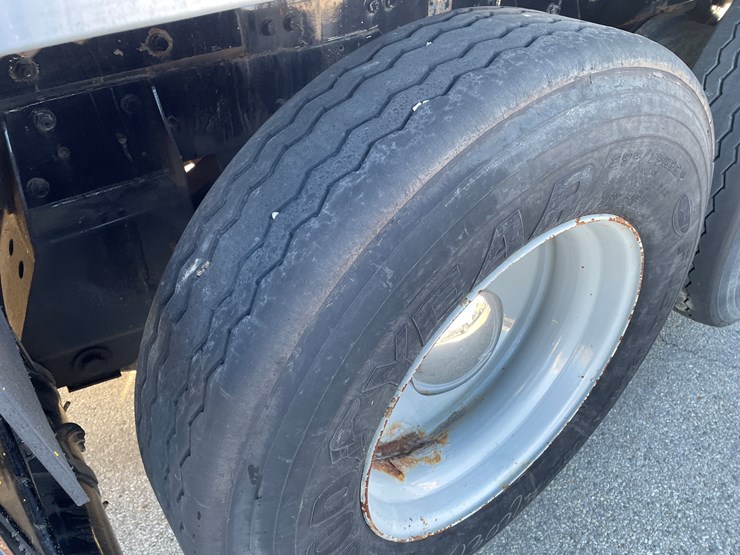 2006-caterpillar-c13-image-15