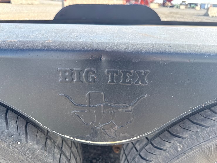 big-tex-car-hauler-image-24