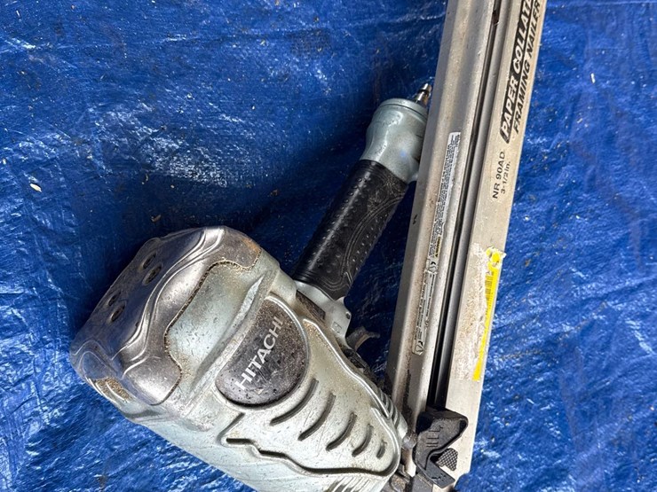 hitachi-nail-gun-image-3