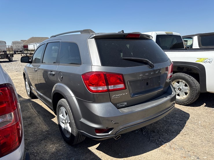 2012-dodge-journey-image-4