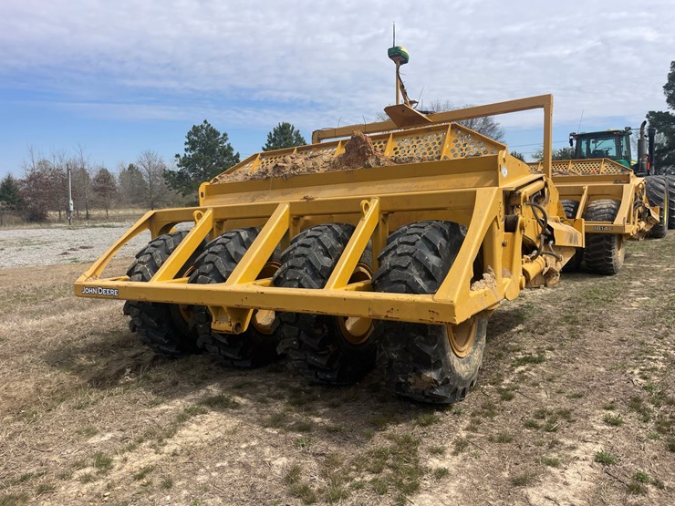 deere-1812c-image-3