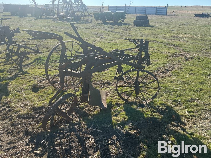 1-bottom-plow-image-5