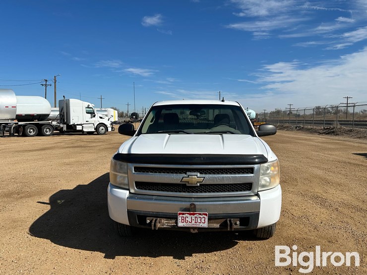 2008-chevrolet-express-1500-image-2