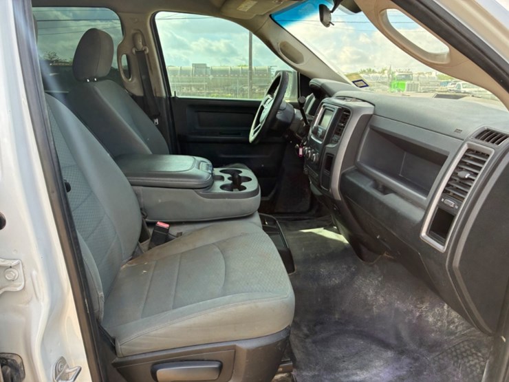 2018-dodge-2500-image-6