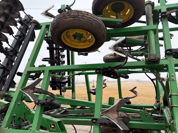 john-deere-726-image-9