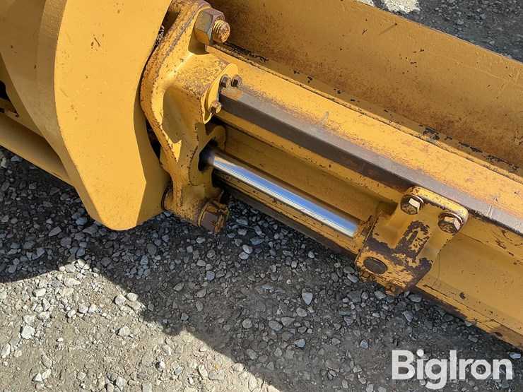 2004-caterpillar-140h-image-20