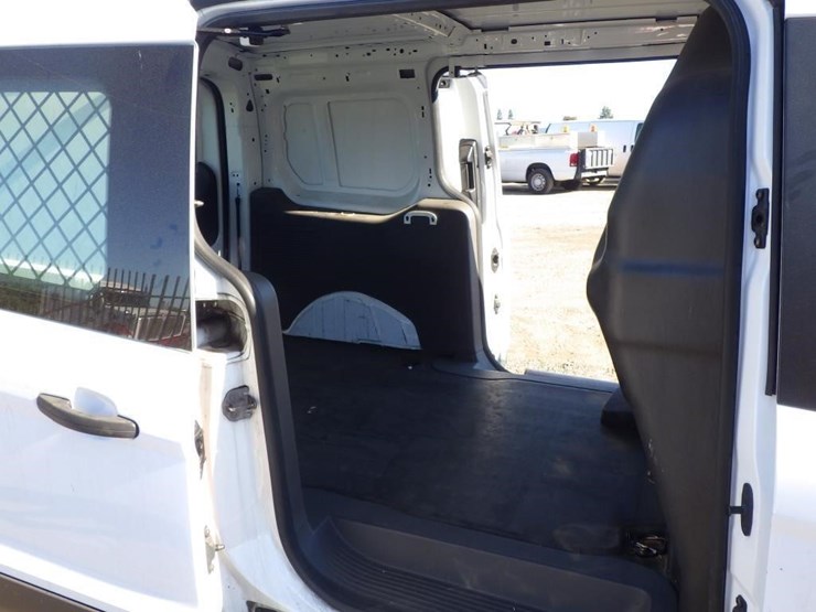 2019-ford-transit-connect-image-8