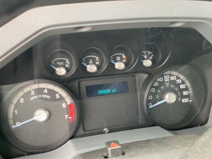 2011-ford-f350-image-10